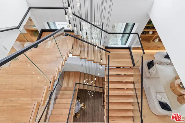 $25,000 | 4535 Haskell Avenue, Encino, CA 91436