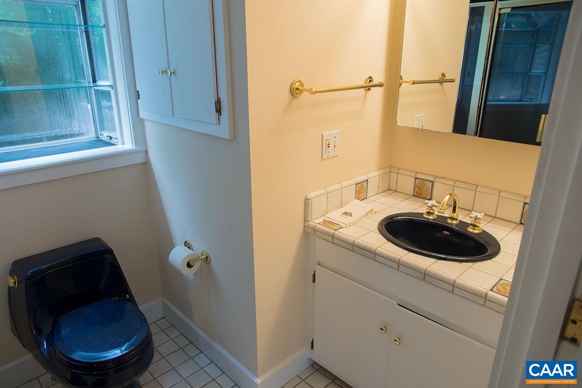 5500 Gordonsville Road Keswick, VA 22947 - Photo 8 of 25