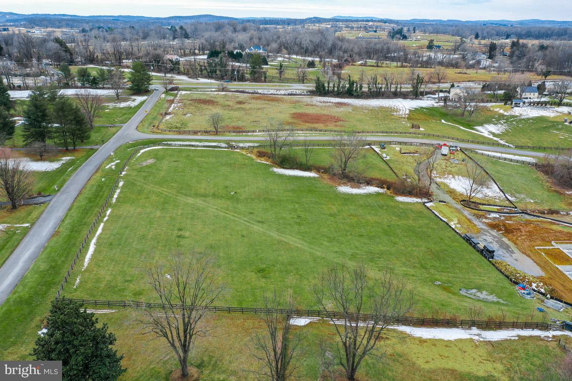23443 Dover Road Middleburg, VA 20117 - Photo 7 of 7 Gallery Image 7