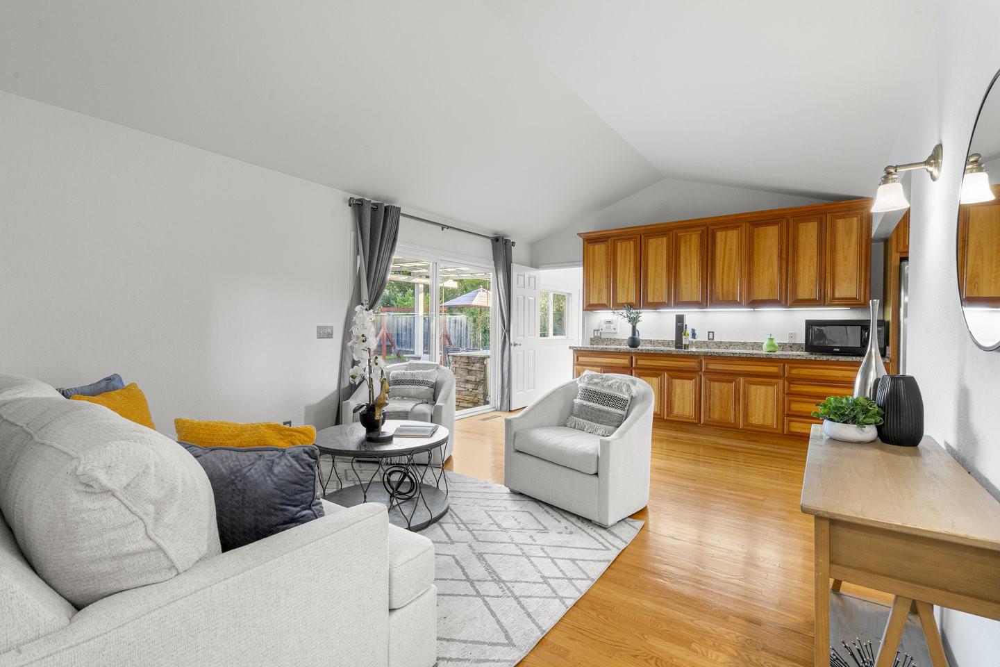 2741 Doverton Square Mountain View, CA 94040 - Photo 20 of 58