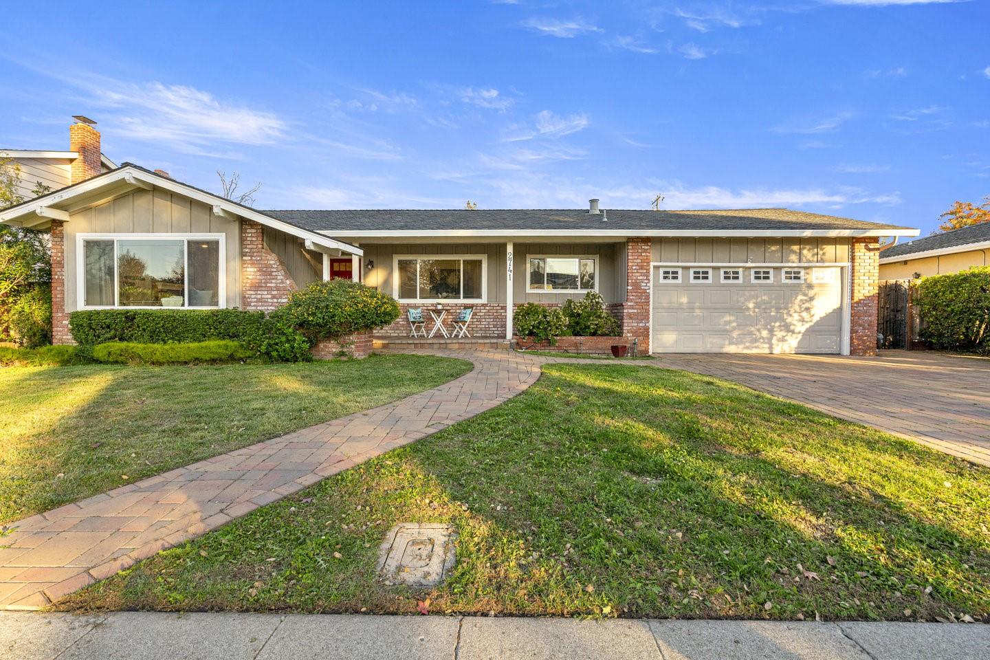 2741 Doverton Square Mountain View, CA 94040 - Photo 6 of 58