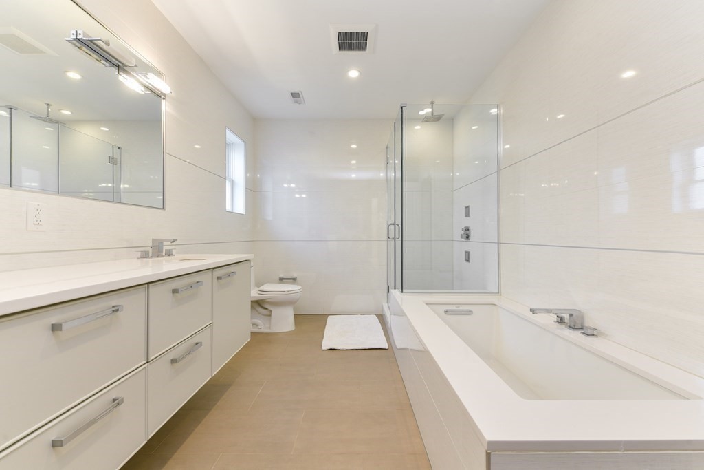 69 Coolidge Street Brookline, MA 02446 - Photo 17 of 28