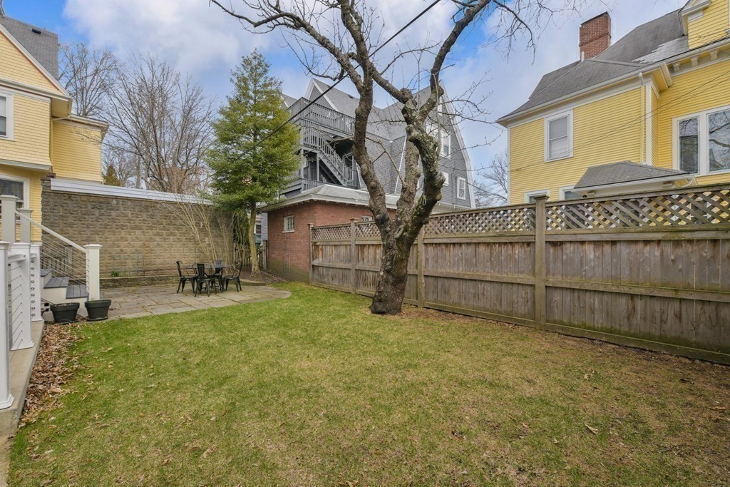 69 Coolidge Street Brookline, MA 02446 - Photo 23 of 28