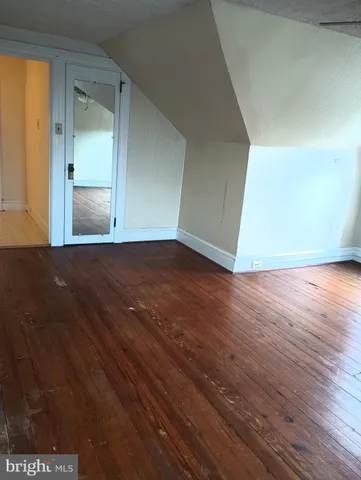 $995 | 27 West State Street, Quarryville, PA 17566