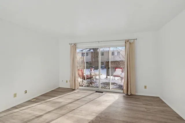 $104,900 | 3632 Kenbrooke Court, Kalamazoo, MI 49006