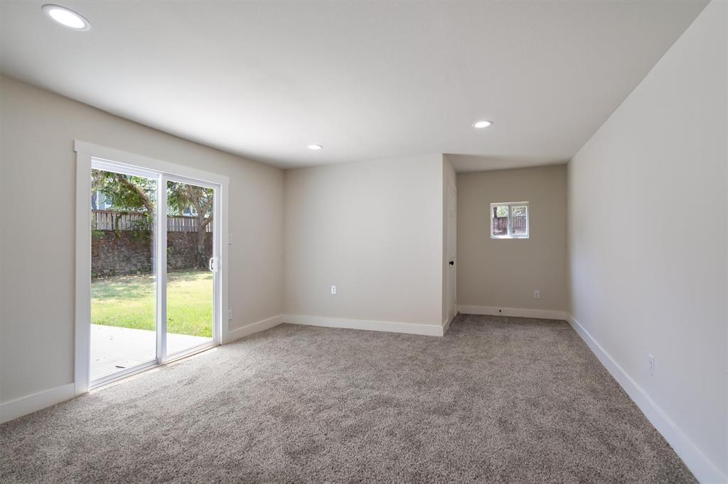 112 Inman Street Denton, TX 76205 - Photo 17 of 36
