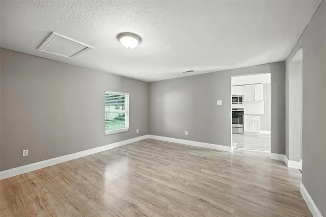 $1,275 | 1927 South Fannin Avenue, Denison, TX 75020