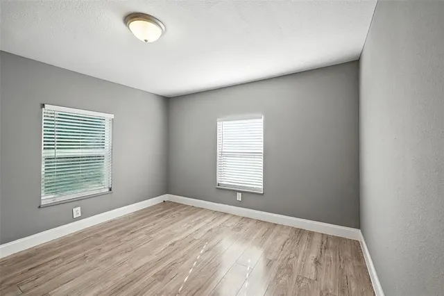 $1,275 | 1927 South Fannin Avenue, Denison, TX 75020