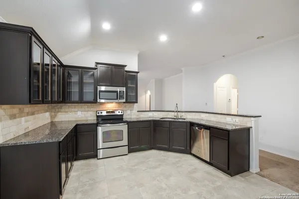 $1,950 | 532 Wagon Wheel Way, Cibolo, TX 78108