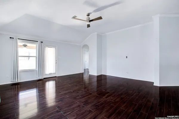 $1,950 | 532 Wagon Wheel Way, Cibolo, TX 78108