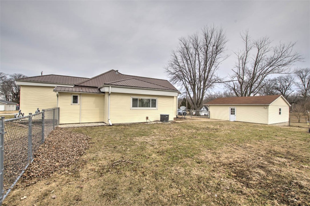 635 Mill Street Mount Zion, IL 62549 - Photo 24 of 30
