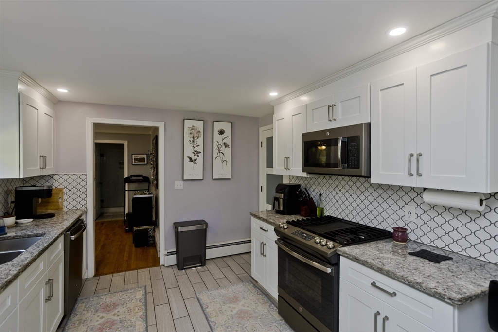 490 Bliss Road Longmeadow, MA 01106 - Photo 2 of 42 Gallery Image 2