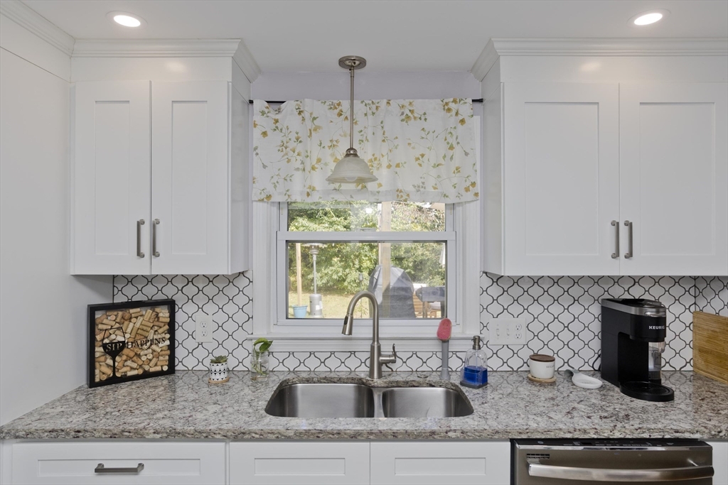 490 Bliss Road Longmeadow, MA 01106 - Photo 8 of 42 Gallery Image 8