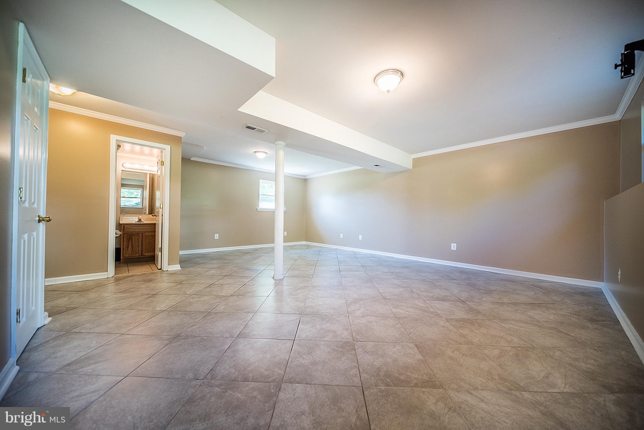 9511 Old Solomons Island Road Owings, MD 20736 - Photo 20 of 29 Basement