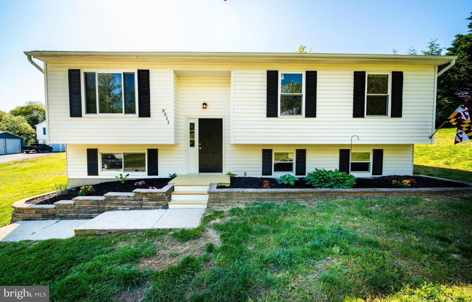 9511 Old Solomons Island Road Owings, MD 20736 - Photo 4 of 29 Exterior (Front)