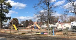 111 Beach Harbor Road, Unit B147 Grasonville, MD 21638 - Photo 20 of 24 Playground