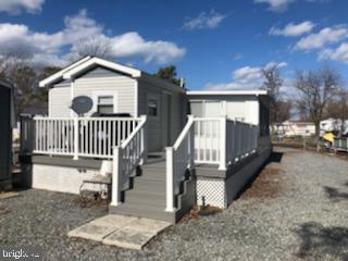111 Beach Harbor Road, Unit B147 Grasonville, MD 21638 - Photo 4 of 24