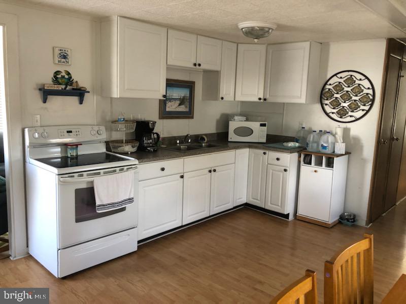 111 Beach Harbor Road, Unit B147 Grasonville, MD 21638 - Photo 8 of 24