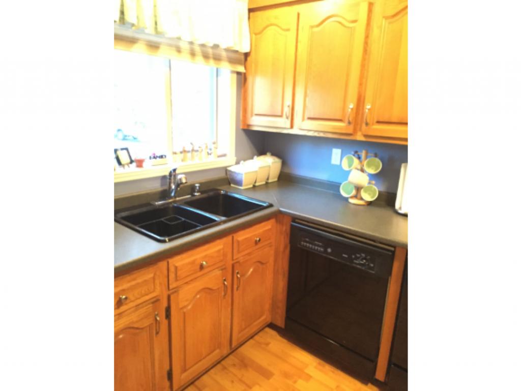 46 Shelburne Road, Unit 46 Merrimack, NH 03054 - Photo 6 of 35