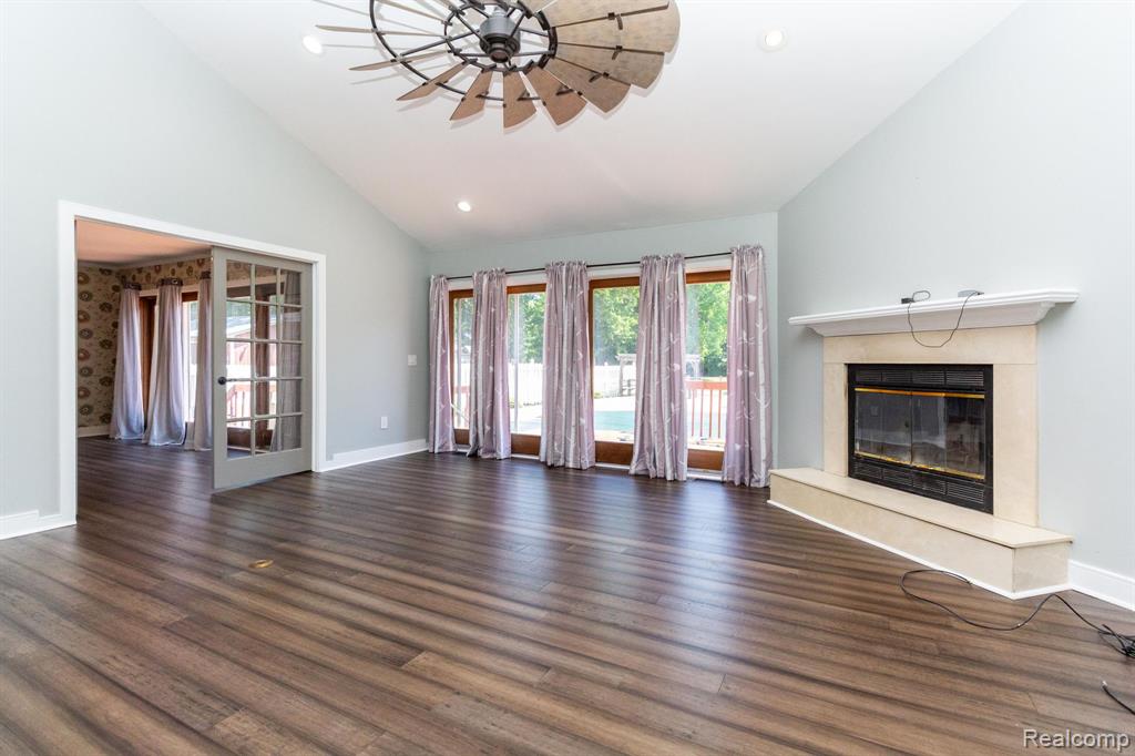26429 Inkster Road Flat Rock, MI 48134 - Photo 7 of 93 Gallery Image 7