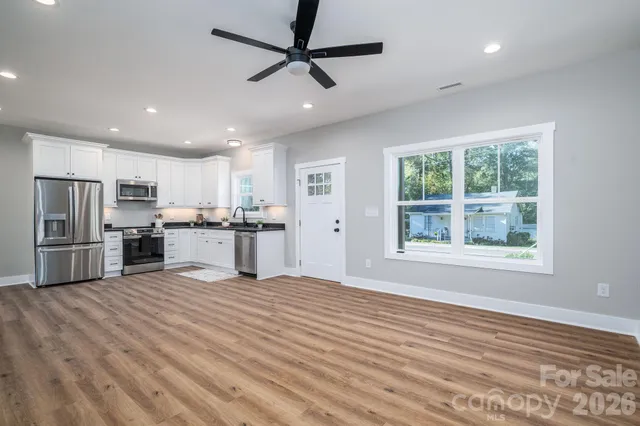 $294,900 | 211 Seigle Street, Unit 3738, Lowell, NC 28098