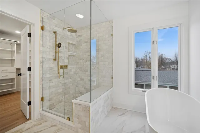 $1,195,000 | 1832 Eastwood Avenue, Highland Park, IL 60035