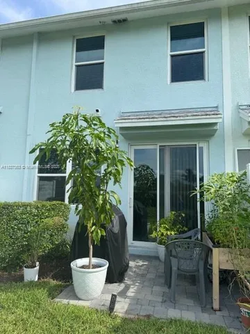 $430,000 | 6349 Topsail Drive, West Palm Beach, FL 33413
