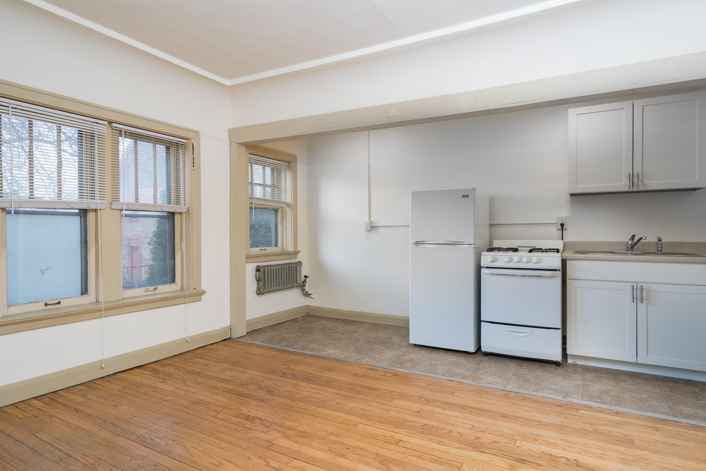 1835 North 2nd Street Milwaukee, WI 53212 - Photo 2 of 8 Living Room/Kitchen