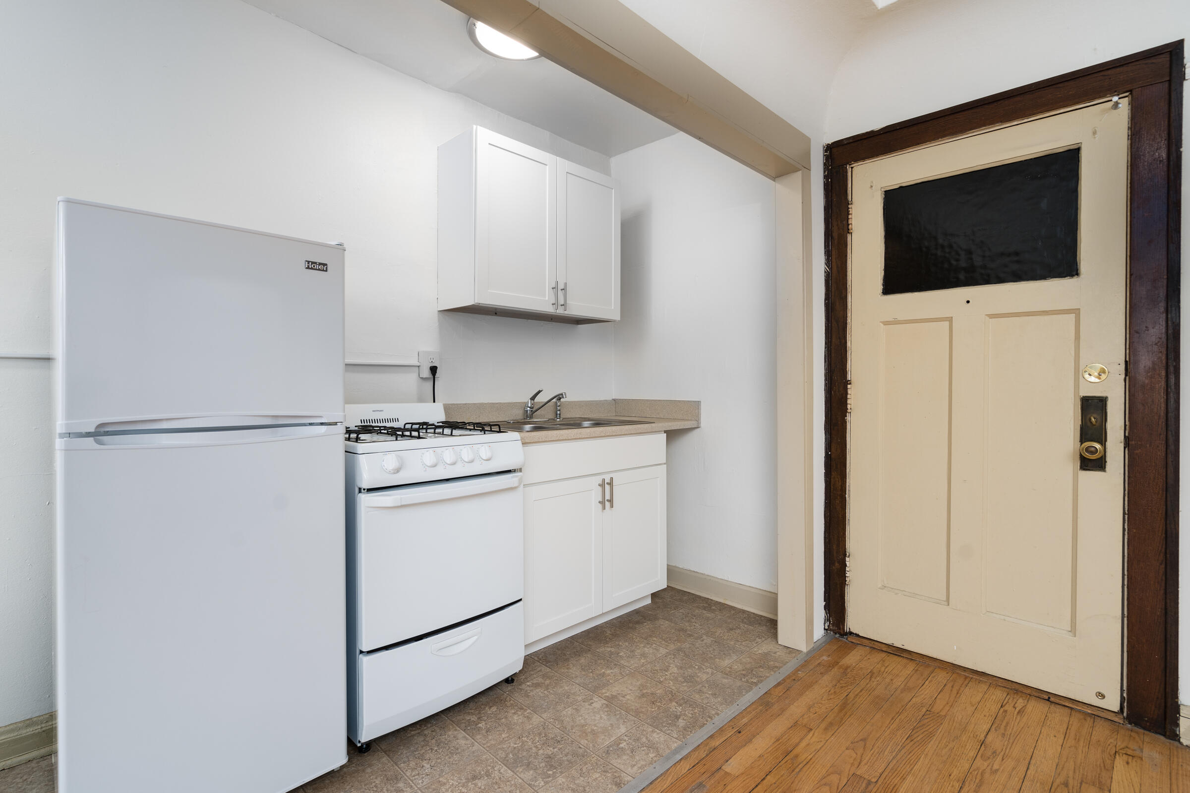 1835 North 2nd Street Milwaukee, WI 53212 - Photo 5 of 8 Kitchen