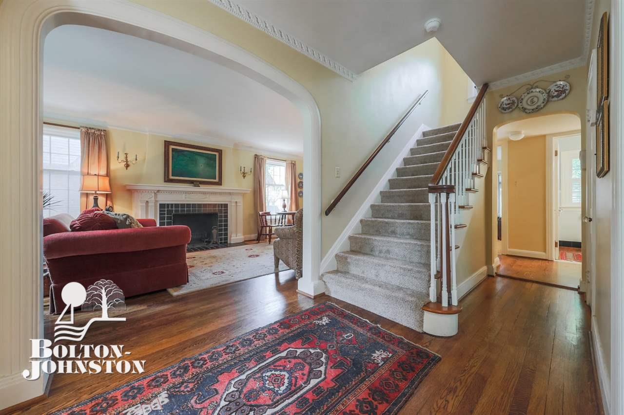 711 Barrington Road Grosse Pointe Park, MI 48215 - Photo 4 of 43