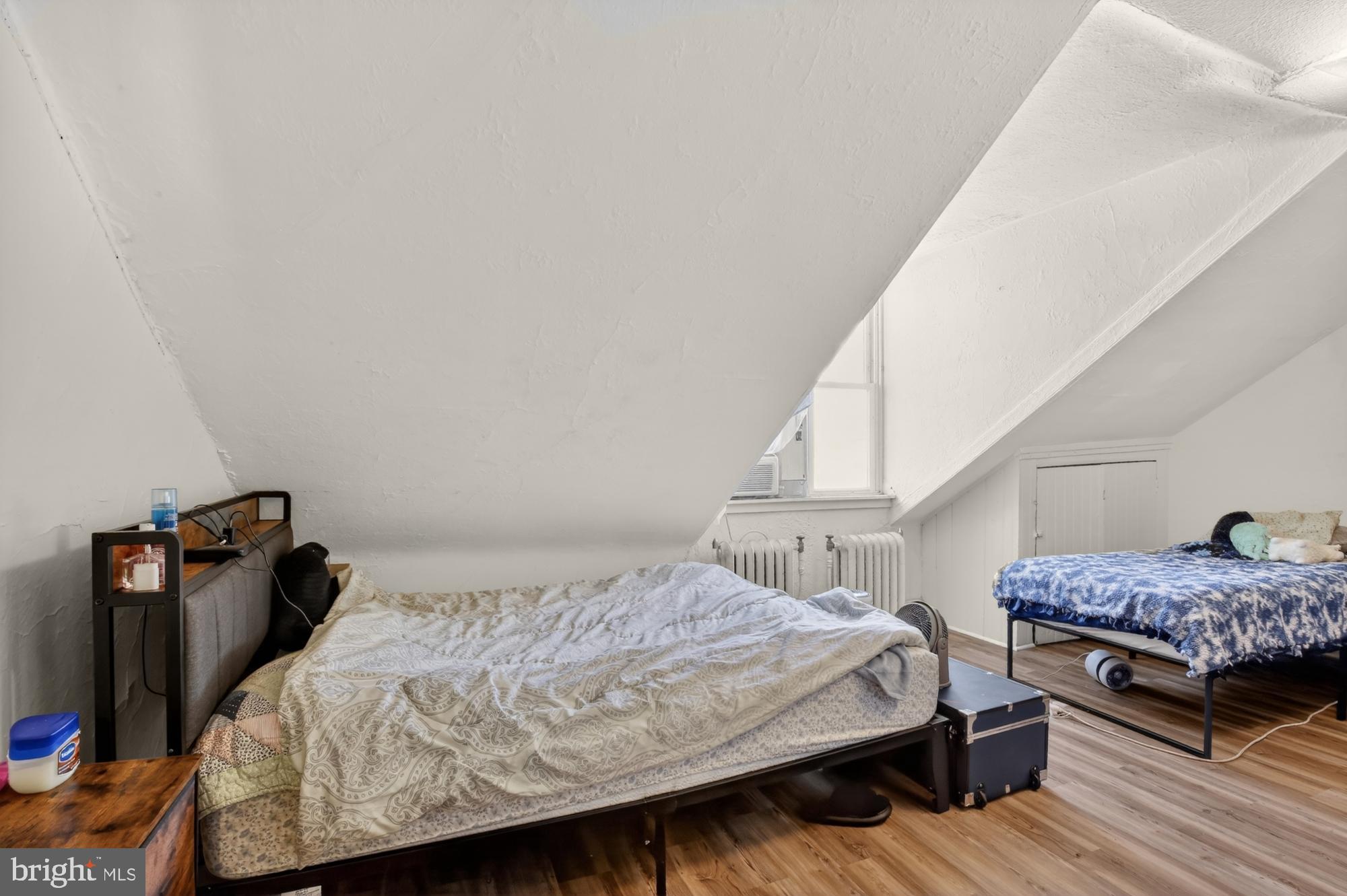 916 Pine Street, Unit 4F Philadelphia, PA 19107 - Photo 7 of 13