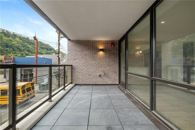 $970,000 | 2330 Penn Avenue, Unit 203, Pittsburgh, PA 15222
