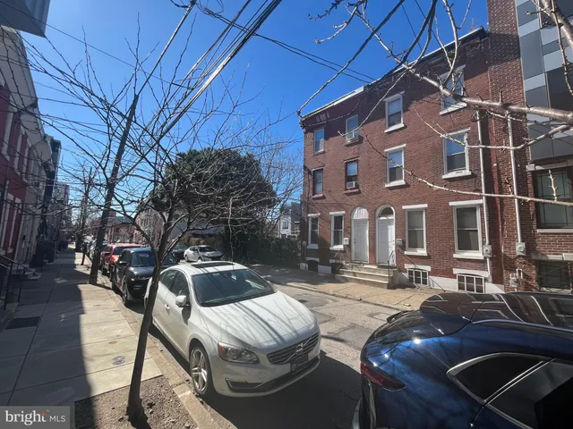 a view of outdoor space yard and patio