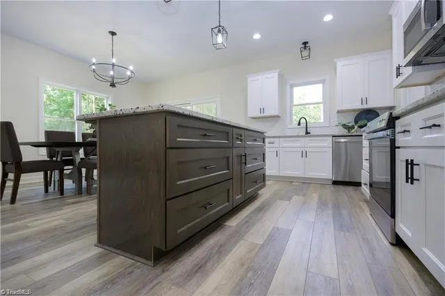 $439,000 | 540 North Timberlea Street, Liberty, NC 27298