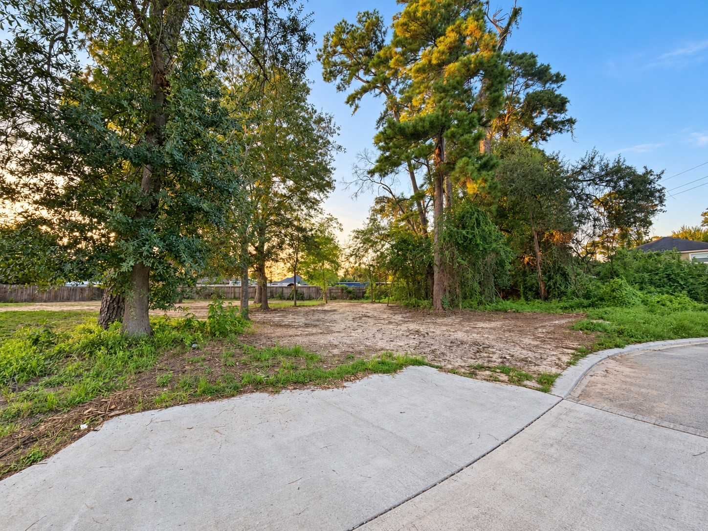 11302 Mission Road Houston, TX 77065 - Photo 3 of 10 Gallery Image 3