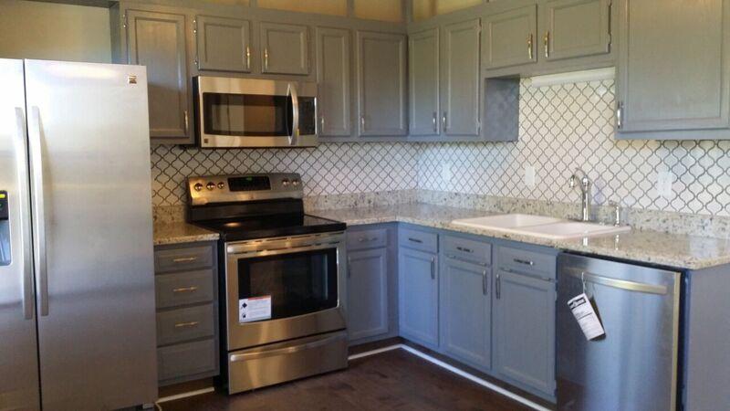 4316 Mascarene Road Knoxville, TN 37921 - Photo 3 of 12 New Kenmore appliances and granite tops