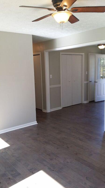 4316 Mascarene Road Knoxville, TN 37921 - Photo 6 of 12 Living room has tons of natural light