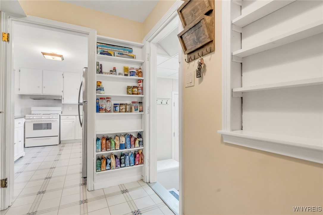 4226 Shimerville Road Clarence, NY 14031 - Photo 16 of 47