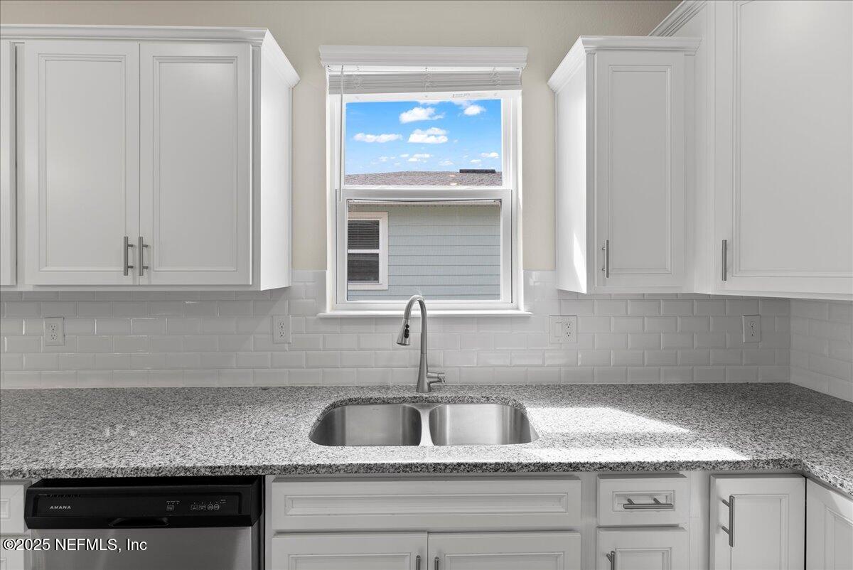 14598 Spring Light Circle Jacksonville, FL 32226 - Photo 9 of 30 09-DSC02933-2