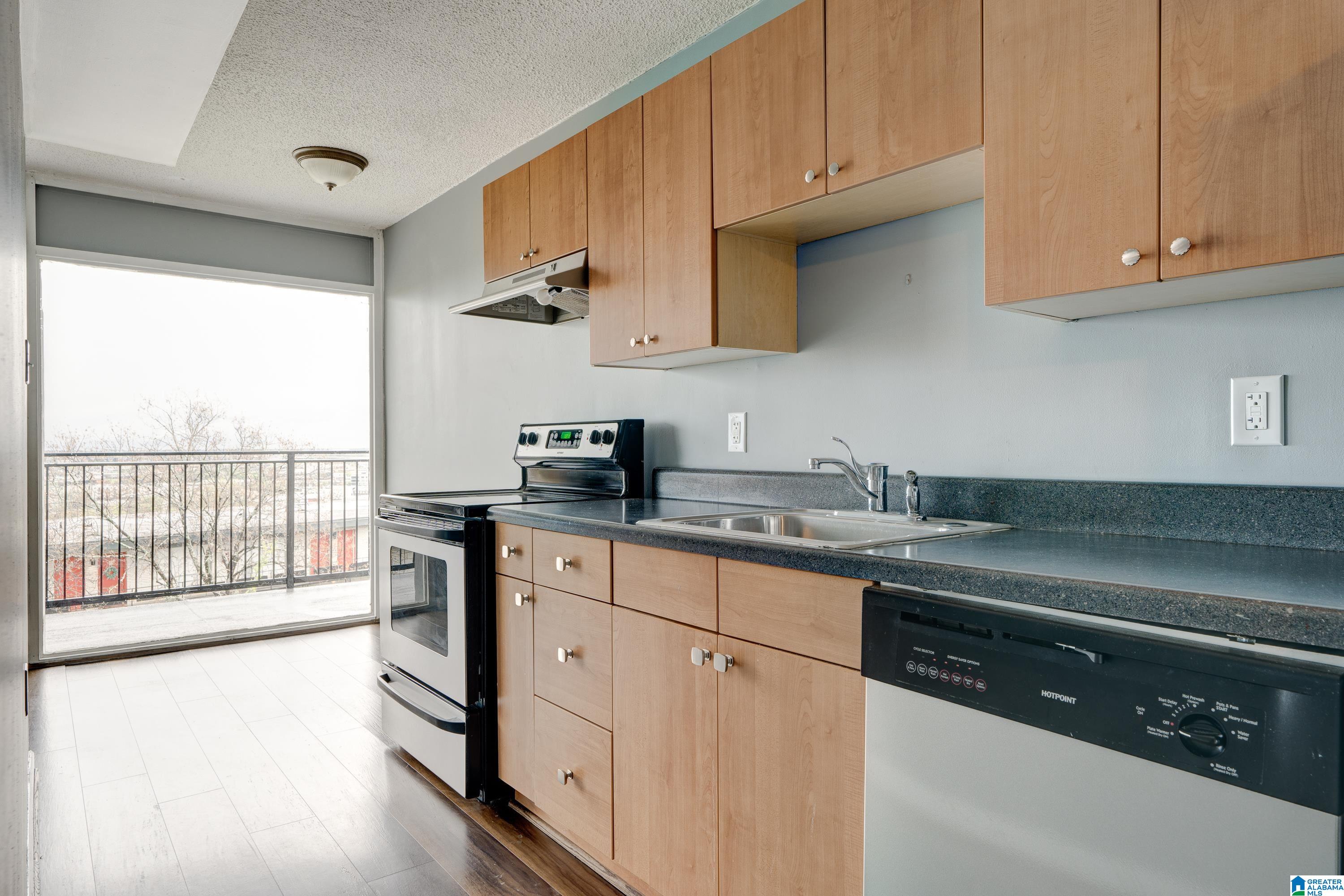 2990 Rhodes Circle South, Unit 322 Birmingham, AL 35205 - Photo 11 of 25