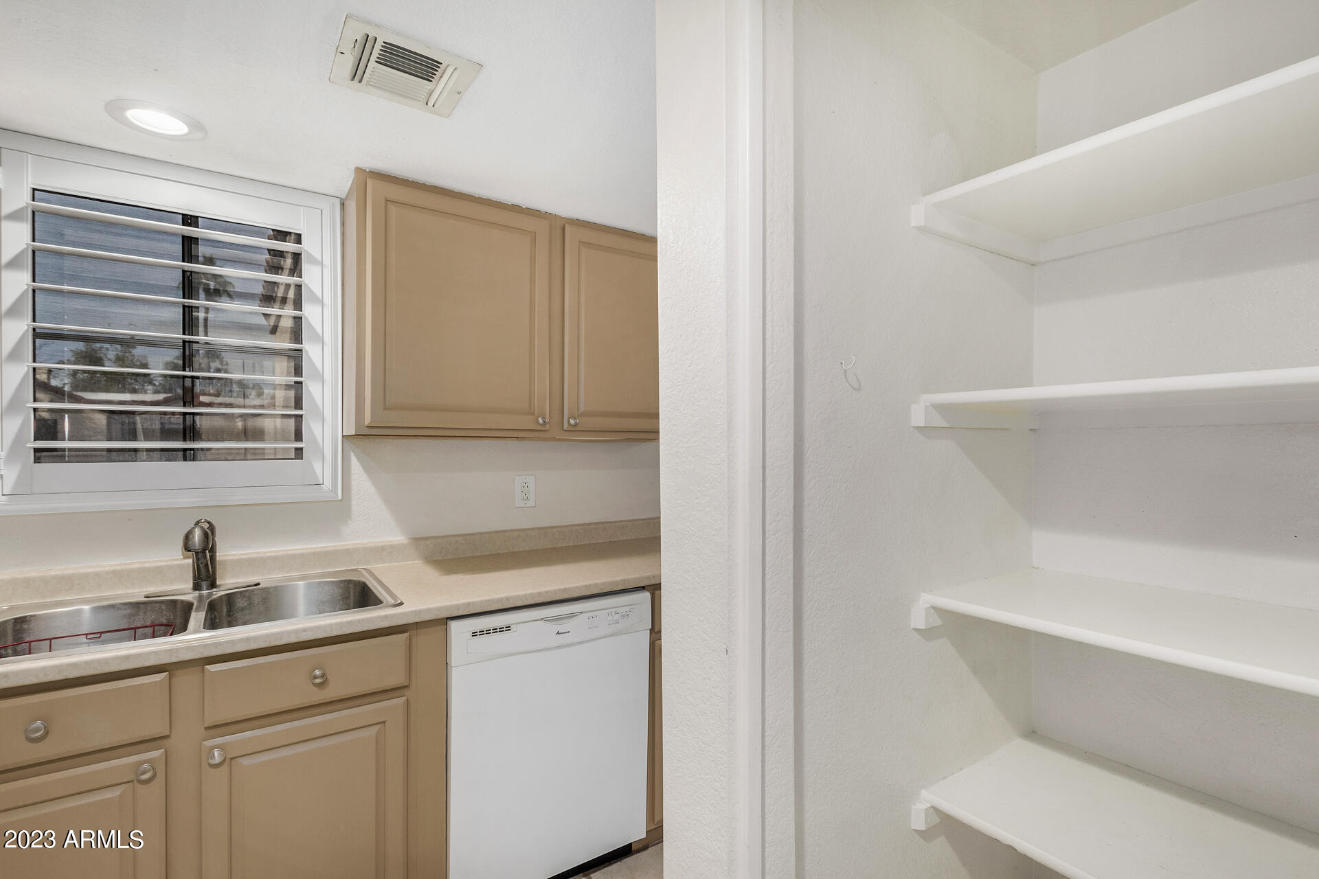 2855 South Ext Road, Unit 213 Mesa, AZ 85210 - Photo 15 of 27 14 - Extension