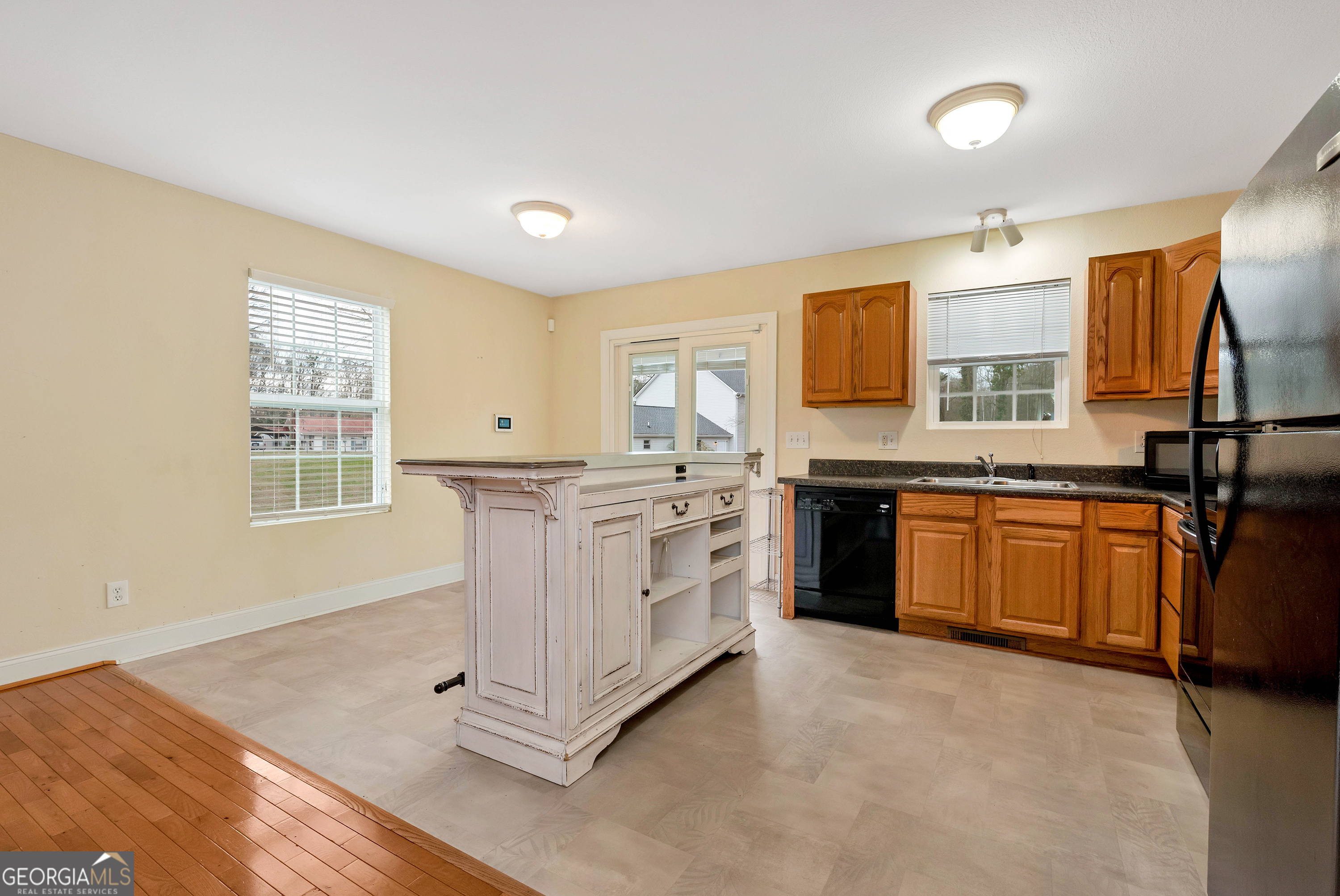 152 Russ Circle Clarkesville, GA 30523 - Photo 17 of 44