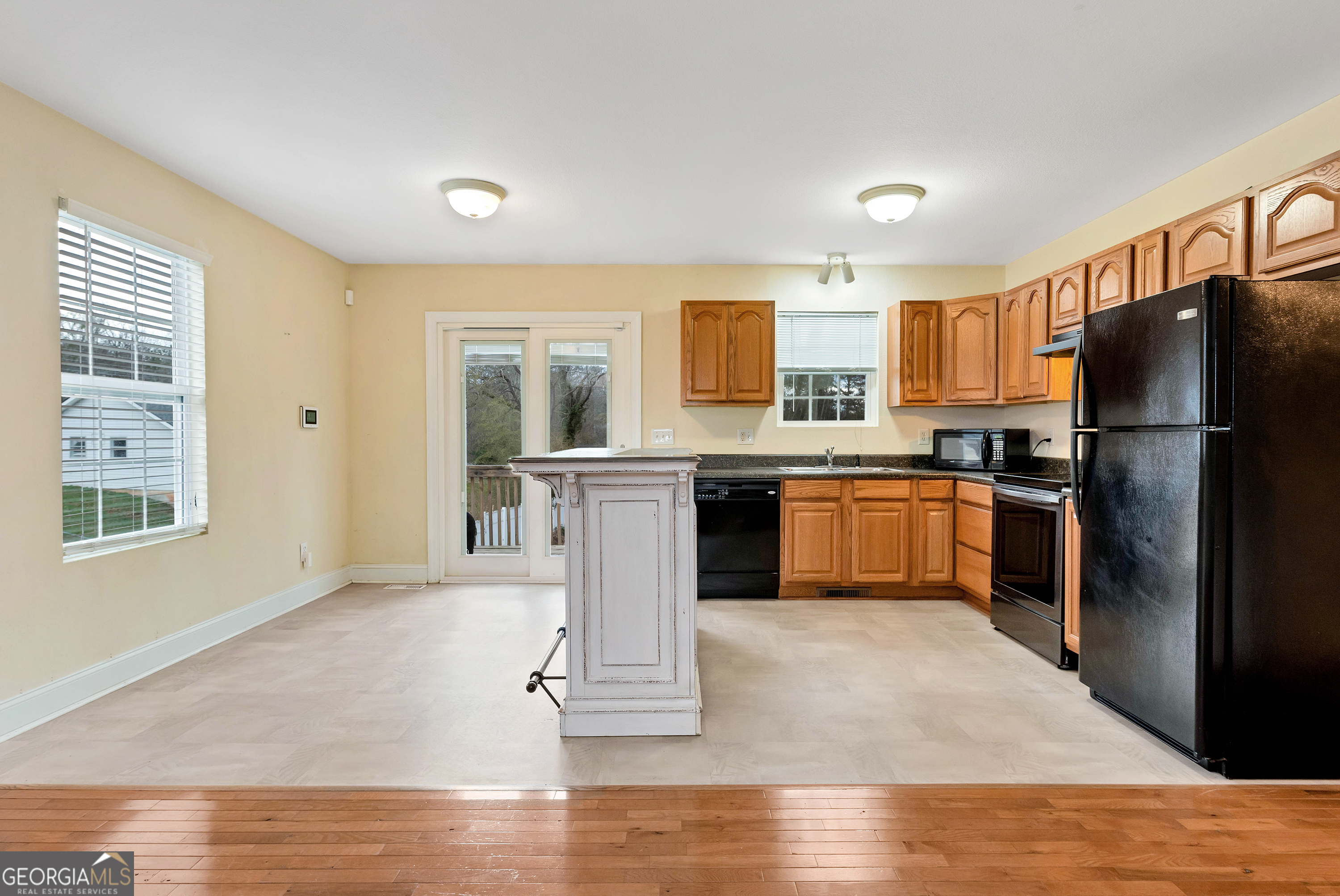 152 Russ Circle Clarkesville, GA 30523 - Photo 19 of 44