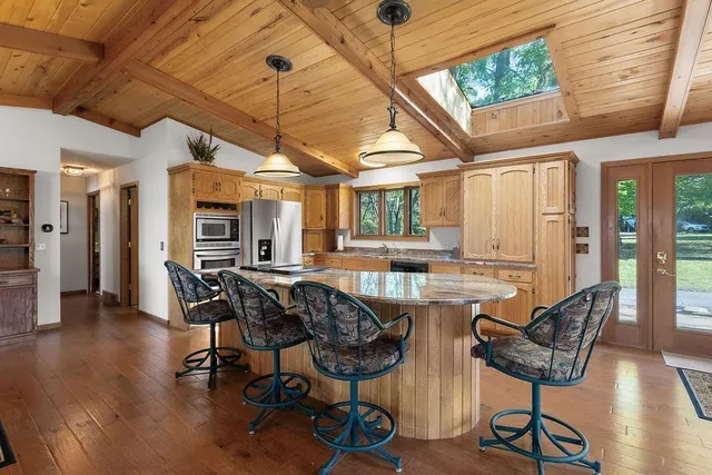 $599,900 | 33649 Lupine Drive, Cushing, MN 56443