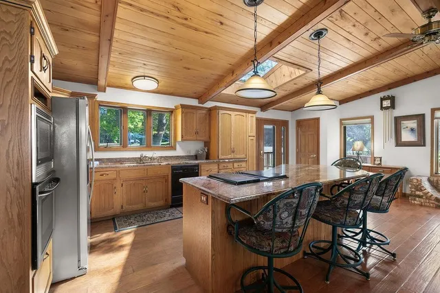 $599,900 | 33649 Lupine Drive, Cushing, MN 56443