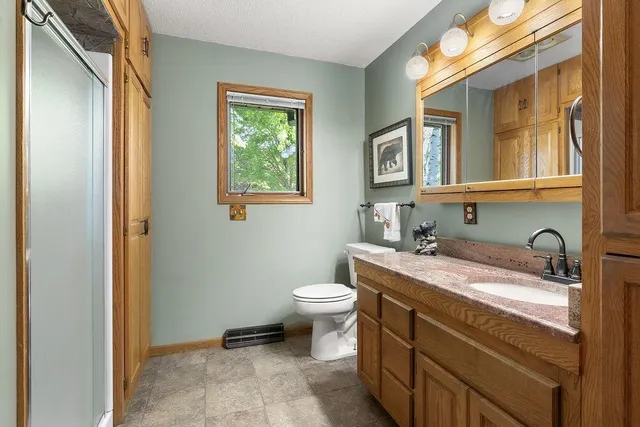 $599,900 | 33649 Lupine Drive, Cushing, MN 56443