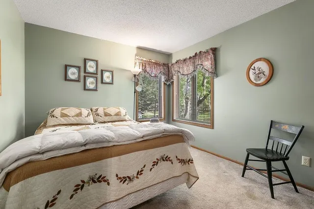 $599,900 | 33649 Lupine Drive, Cushing, MN 56443