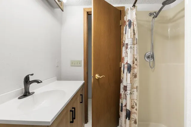 $599,900 | 33649 Lupine Drive, Cushing, MN 56443