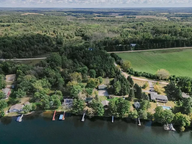 $599,900 | 33649 Lupine Drive, Cushing, MN 56443