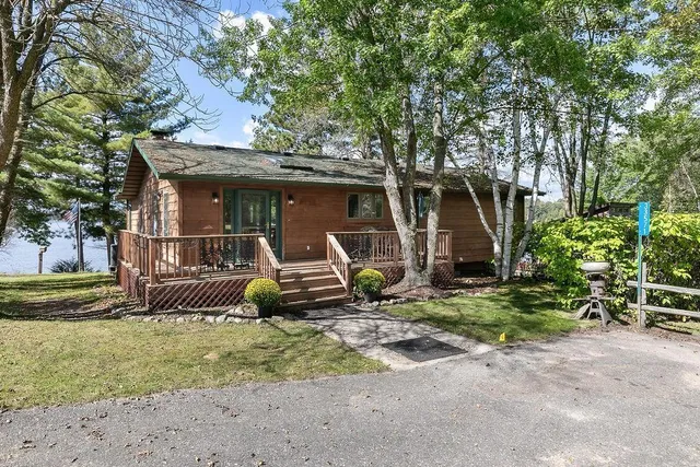 $599,900 | 33649 Lupine Drive, Cushing, MN 56443